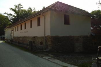 celkový pohled na mlýn od severozápadu (© Jaroslav Špiroch  10/2023)