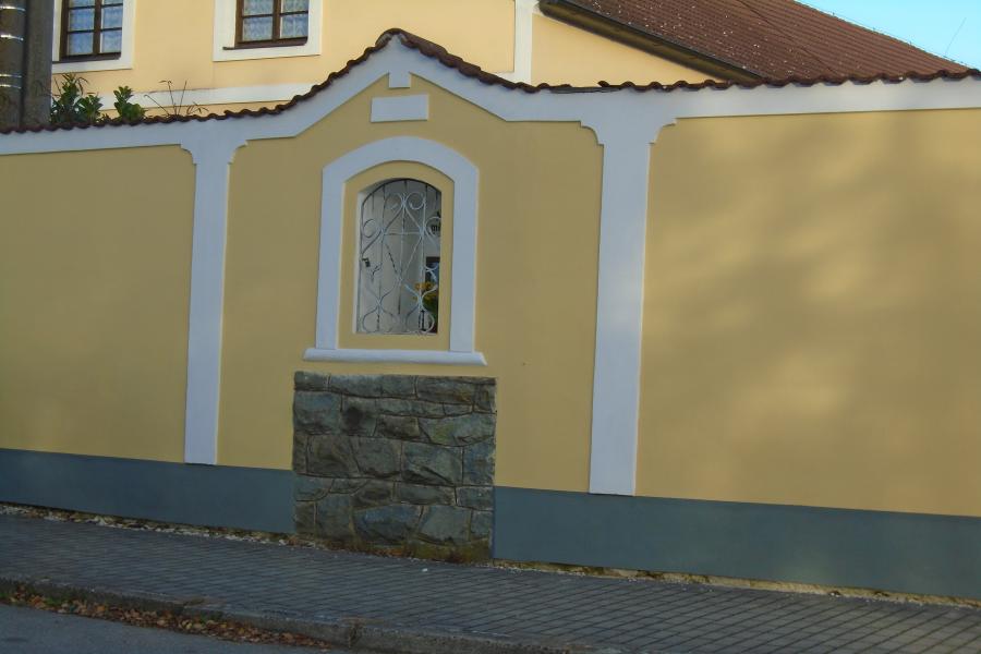 výklenková kaplička