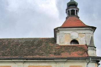 Kostelní věž ( © Pavel Vítek 08/2010)