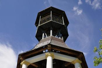 Rozhledna na Sv. kopečku ( © Radovan Smokoň 05/2010)