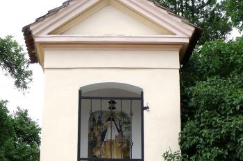 Kaplička sv. Zdislavy ve Cvikově v okrese Česká Lípa. (© Pavel Vítek 09/2022)
