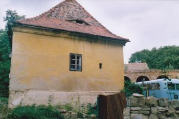 Zámek od severozápadu (© Lukáš Pechánek, 07/2005)
