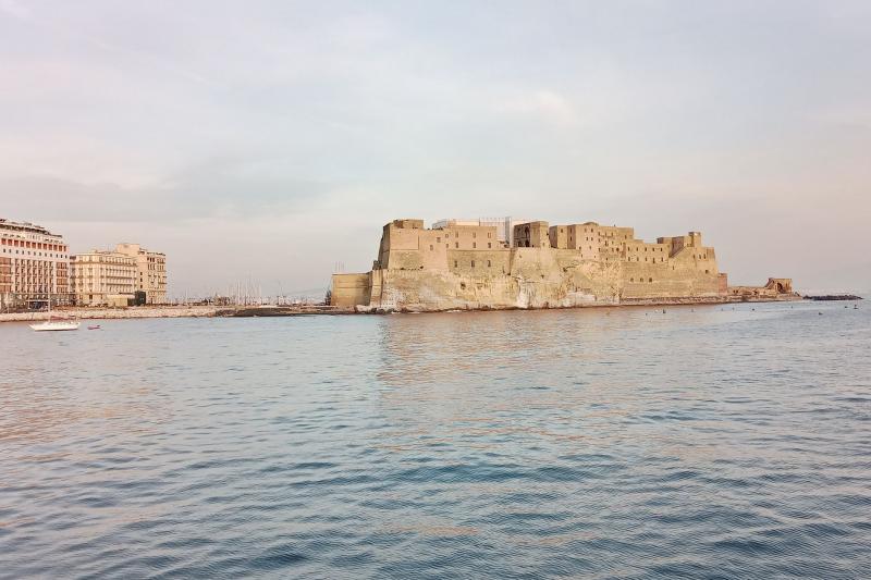 Castel dell'Ovo (Vaječný hrad)