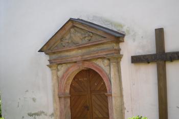 kostel sv. Gotharda (© František Kinař, 08/2014)