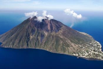 Stromboli (© Wolfgang Haller  04/2023)