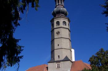 Tovačov - Přes 100m vysoká Spanilá věž, dominanta okolí  (© Ivo Rozehnal, 09/2011)