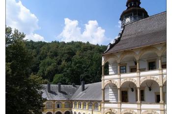 Zámek Velké Losiny (© Jan Klapetek 07/2006)