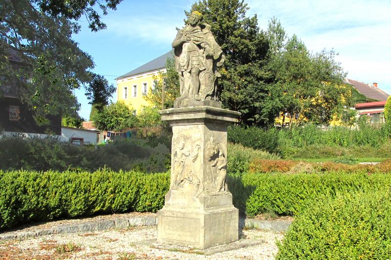 sousoší sv. Jana Nepomuckého a Václava sousoší sv. Jana Nepomuckého a Václava