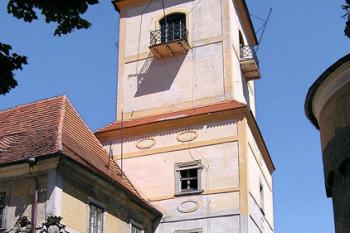 Věž ( © Luděk Pitter 06/2005)