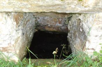studánka pod křížem (© Jaroslav Špiroch  06/2023)
