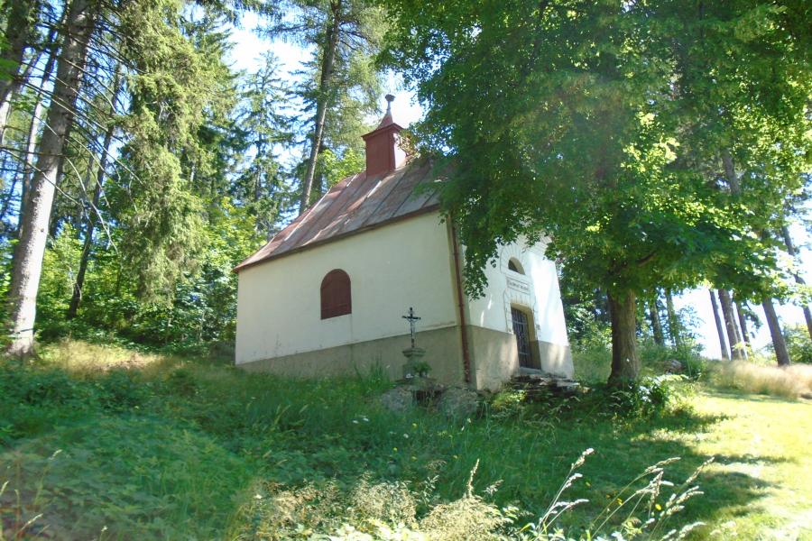 křížová cesta Hory Matky Boží s kaplí Proměnění Páně