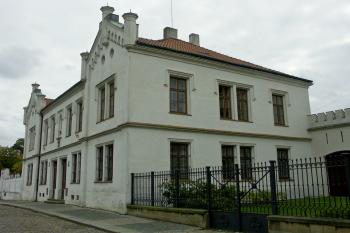  (© Milan Caha  10/2007)