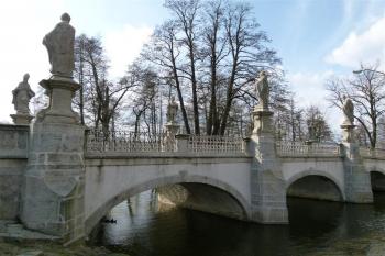 kamenný most (© zdeněk komínek, 04/2011)