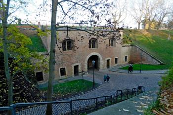 vmitřmé strana brány (© Milan Caha  11/2024)