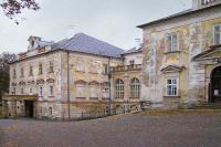 Hluboš