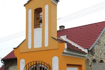 Kaple v obci Hvězda, součásti obce Malíkovice, v okrese Kladno (© Pavel Vítek 04/2018)