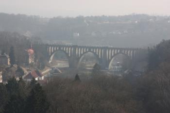 Viadukt z věže stránovského zámku ( © Ivan Grisa 03/2011)