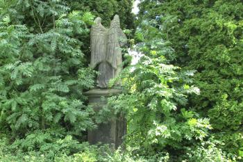 Socha Anděla strážce ve Slopnici u Vysokého Mýta. (© Pavel Vítek  09/2023)