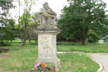 Socha Piety ve Stráži pod Ralskem. (© Pavel Vítek 09/2023)