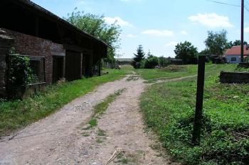 Interiér dnešního dvora ( © Roman Řezáč 07/2004)