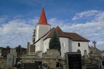 celkový pohled na kostel od jihovýchodu (© Jaroslav Špiroch  10/2023)