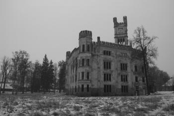 Zámek od východu ( © Ivan Grisa 12/2009)