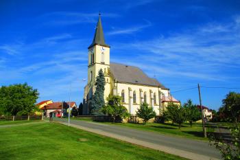 Kostel sv. Jana Křtitele (Dohalice) (© Boris Jelínek 09/2023)