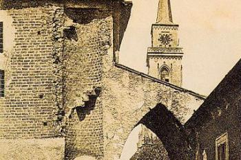 Fortna u Kamenného domu (3) ( © NYMBURK - Kniha dobových pohlednic (zapůjčil MÚ Nymburk))