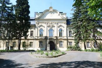 Vraný zámek (© František Kinař, 05/2012)