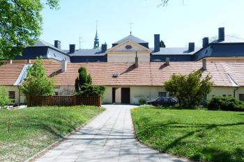 Vraný zámek (© František Kinař, 05/2012)