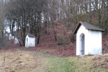 Hodkovice n. Moh.-křížová cesta (© Jan Vít  12/2015)