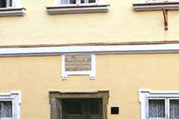 Budova fary v Zábřehu. (© Pavel Vítek 09/2023)