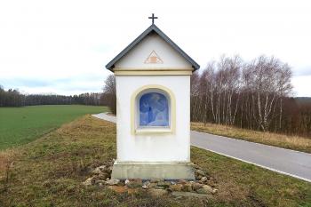 Výklenková kaple v obci Druzcov, místní části města Osečná, v Libereckém okrese. (© Pavel Vítek 09/2023)