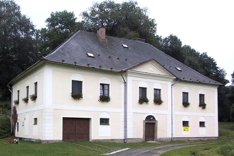 mandl s bělidlem mandl s bělidlem