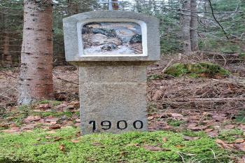 boží muka  z roku 1900 na Medvědí cestě (© Zdeněk Peltan  03/2024)