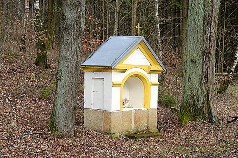 výklenková kaplička výklenková kaplička