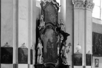 interiér, boční oltář (© Václav Kapr, 07/2011)