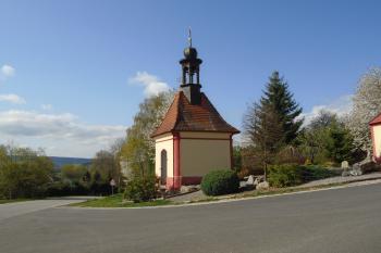 celkový pohled na kapli od severovýchodu (© Jaroslav Špiroch  04/2024)