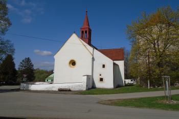 celkový pohled na kostel od severovýchodu (© Jaroslav Špiroch  04/2024)