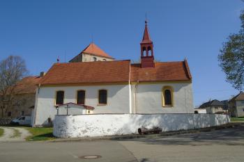 celkový pohled na kostel od jihu (© Jaroslav Špiroch  04/2024)