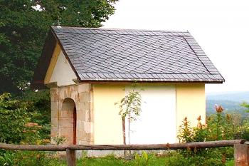 Kaplička sv. Anny v obci Kotel, části města Osečná. (© Pavel Vítek 09/2023)