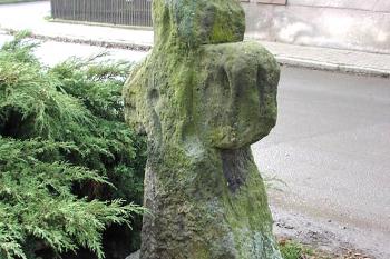 Smírčí kříž v obci Lukavice v okrese Šumperk. (© Pavel Vítek 09/2023)