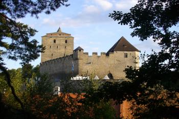 Hrad Kost - pohled od severu (© Pavel Jarý, 24.08.2009)