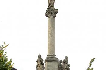 Mariánský sloup v Týnci nad Labem. (© Pavel Vítek 11/2023)