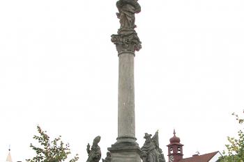 Mariánský sloup v Týnci nad Labem. (© Pavel Vítek 11/2023)