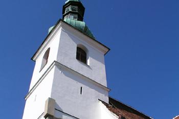 Kostelní věž ( © Roman Řezáč 07/2004)