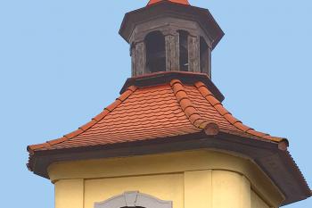 Kaple v Janovicích v Podještědí u hradu Lemberk. (© Pavel Vítek 09/2023)