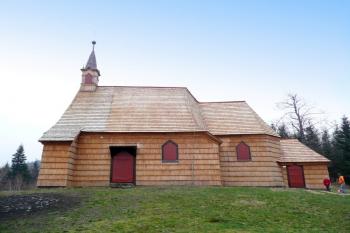 západní průčelí kostela sv. Antonína Paduánského ( © Jan P. Štěpánek 05/2008)