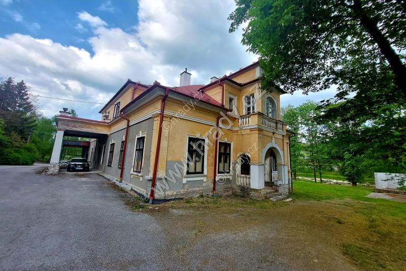 Látkovce Látkovce