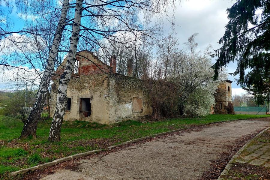 Zemianske Kostoľany - kúria Kosztolányiovcov